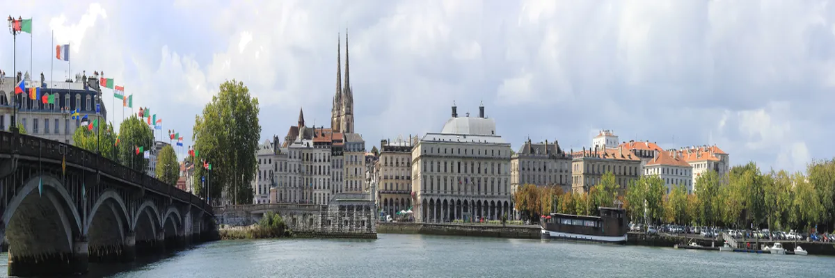 Image Installateur borne de recharge Bayonne