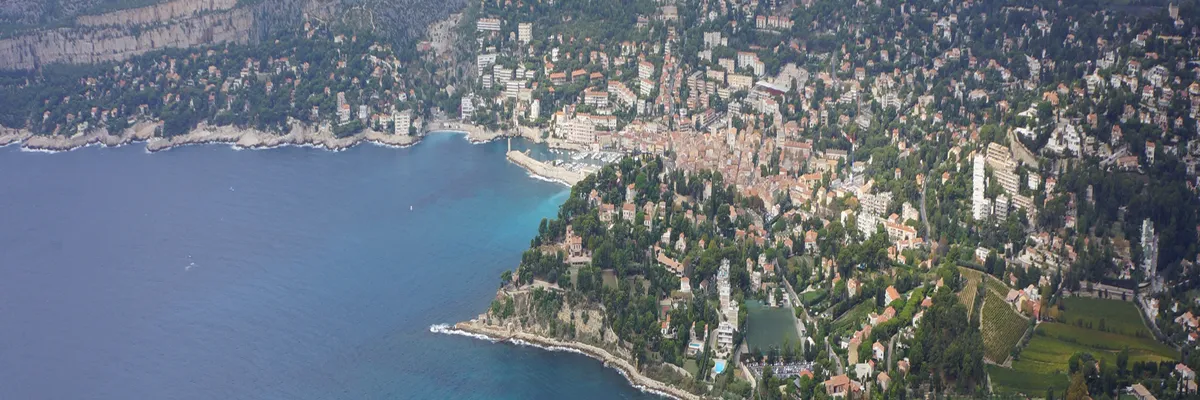 Image Installateur borne de recharge Cassis