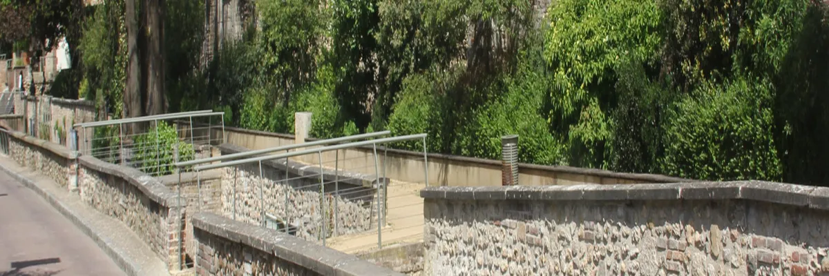 Image Installateur borne de recharge Évreux