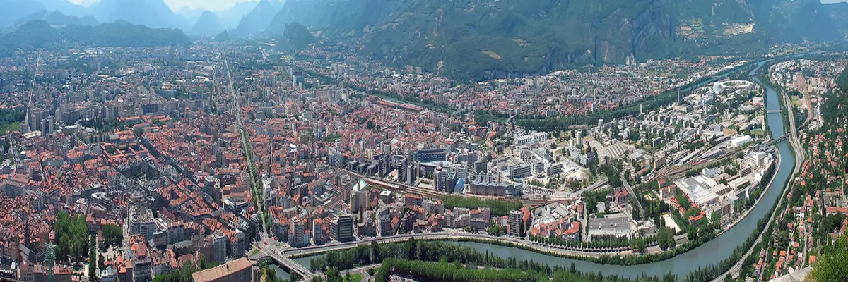 Image Installateur borne de recharge Grenoble