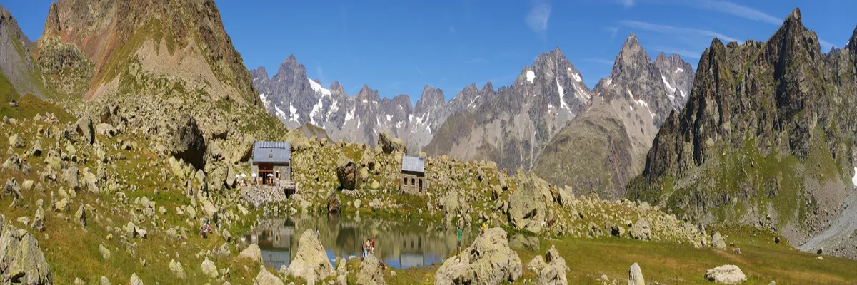 Image Installateur borne de recharge Hautes-Alpes