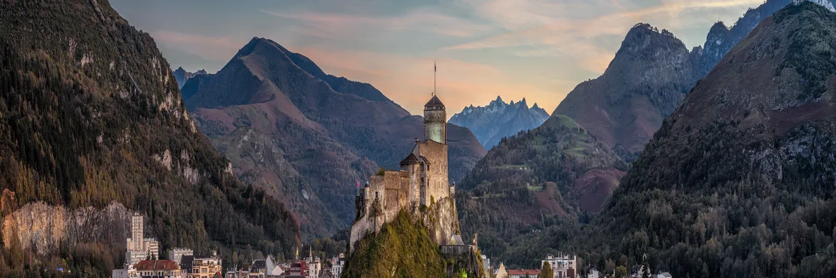 Image Installateur borne de recharge Lourdes