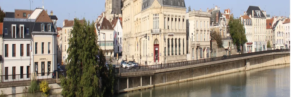 Image Installateur borne de recharge Meaux