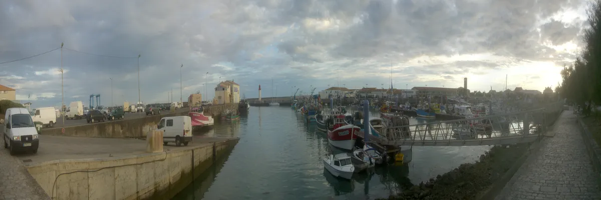 Image Installateur borne de recharge Saint-Pierre-d'Oléron