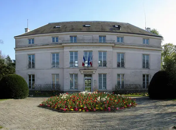 Borne de Recharge EV Installateur borne de recharge Courtry