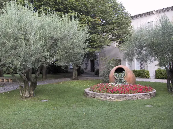 Borne de Recharge EV Installateur borne de recharge Garons