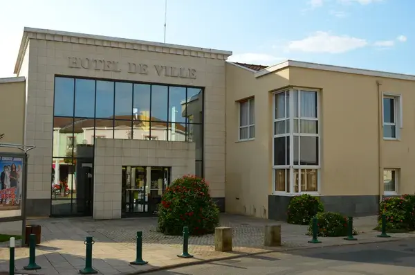 Borne de Recharge EV Installateur borne de recharge Le Loroux-Bottereau