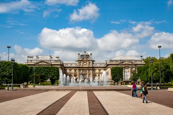 Borne de Recharge EV Installateur borne de recharge Nord