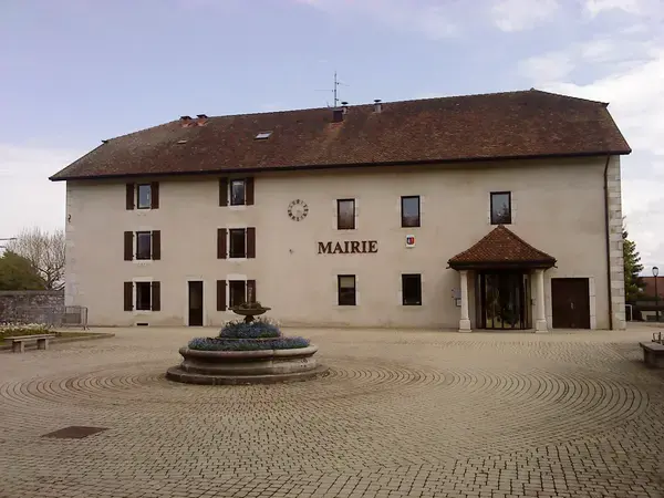 Borne de Recharge EV Installateur borne de recharge Prévessin-Moëns