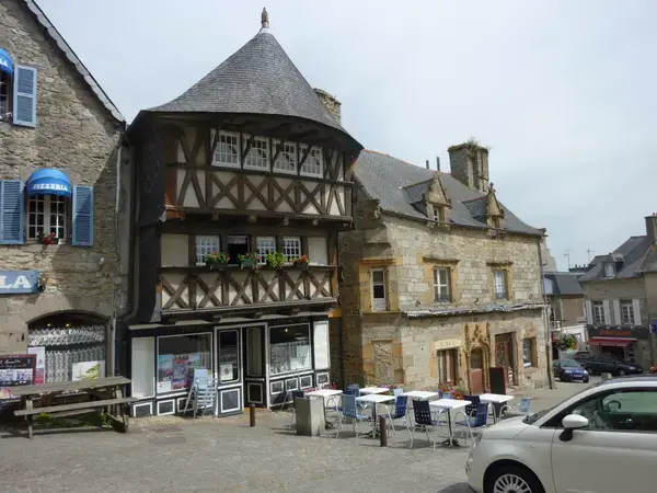 Borne de Recharge EV Installateur borne de recharge Saint-Renan